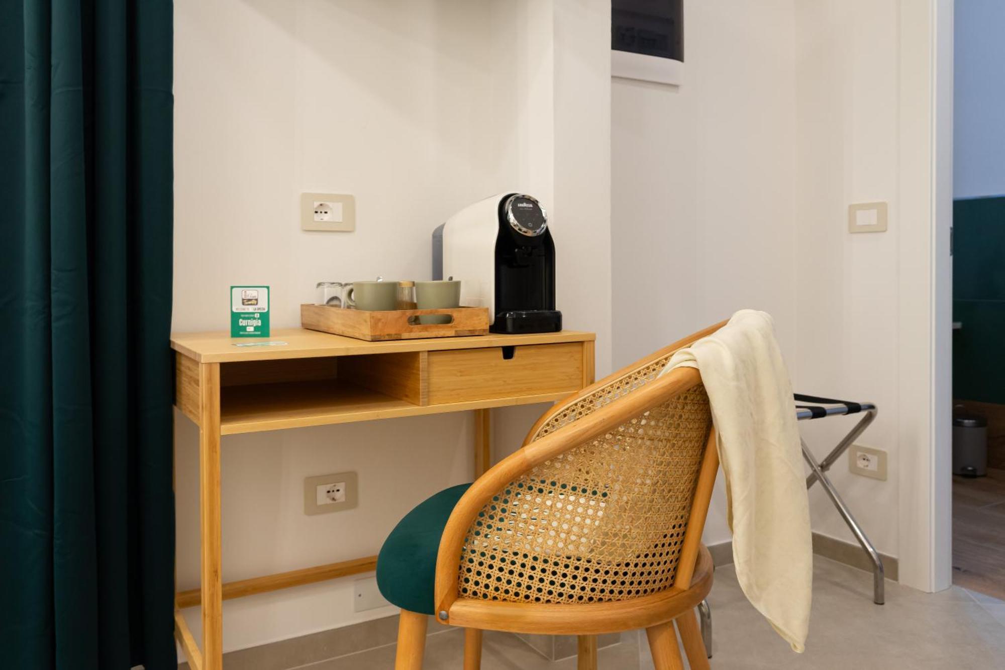 6Th Land - Rent Rooms Affittacamere 斯培西亚 外观 照片